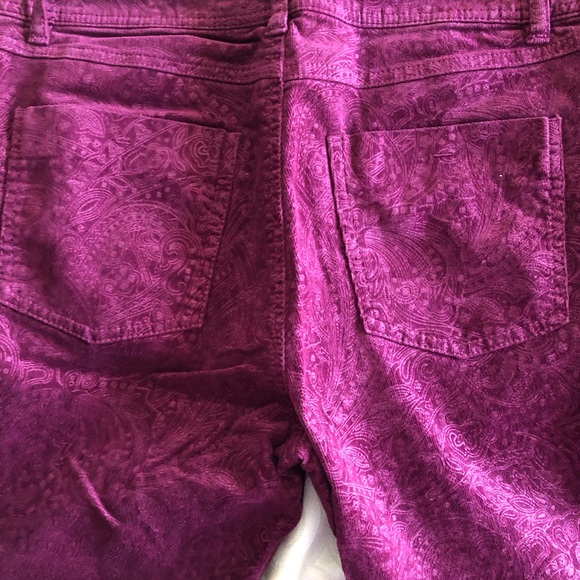 ELLE PAISLEY CORDUROY STRAIGHT LEG PANTS - Picture 10 of 10